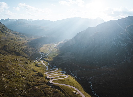 Aprilscherz: Keine neuen Kurven am Julierpass