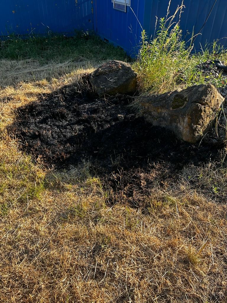 FW-Schermbeck: Grasbrand an der Alten Poststraße