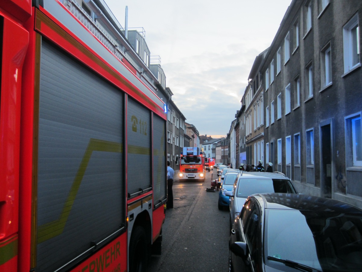 FW-MH: Brand im Treppenhaus am Muhrenkamp