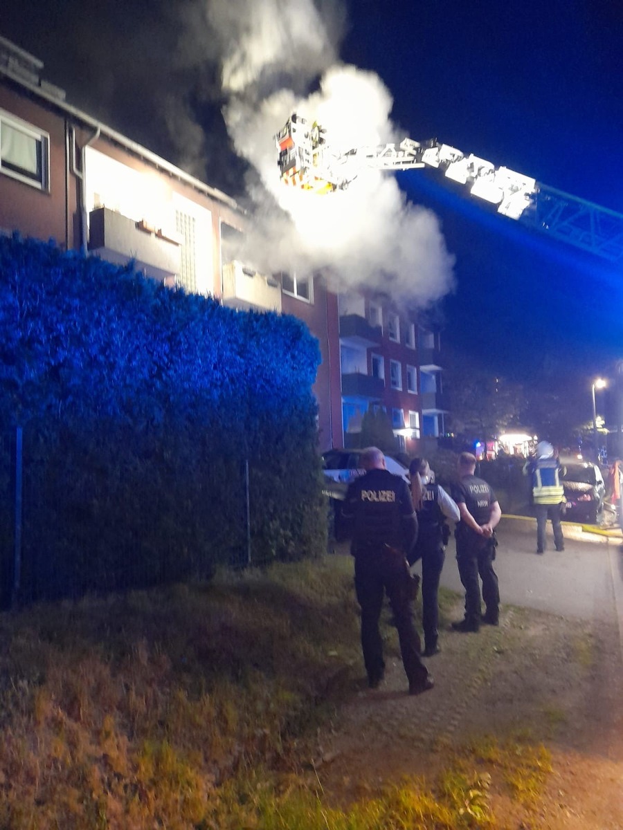 FW-GE: Wohnungsbrand in Gelsenkirchen Horst