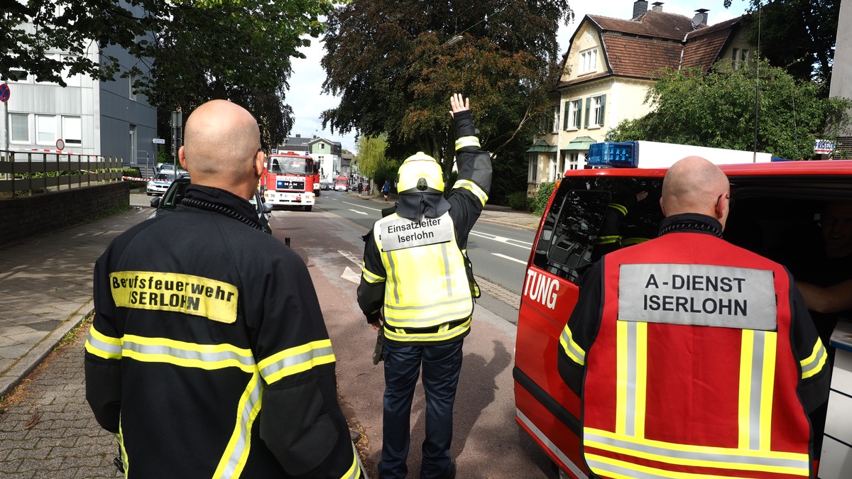 FW-MK: unbekannte Dämpfe im Kreishaus