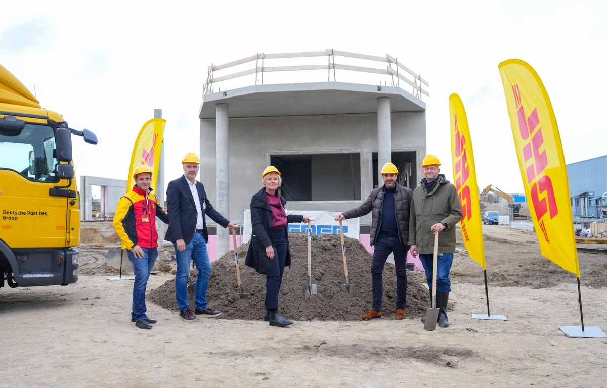 PM: Spatenstich in Berlin-Marienfelde: DHL Freight plant nachhaltiges Terminal an der Buckower Chaussee / PR: Ground-breaking ceremony in Berlin: DHL Freight plans sustainable terminal near the inner city