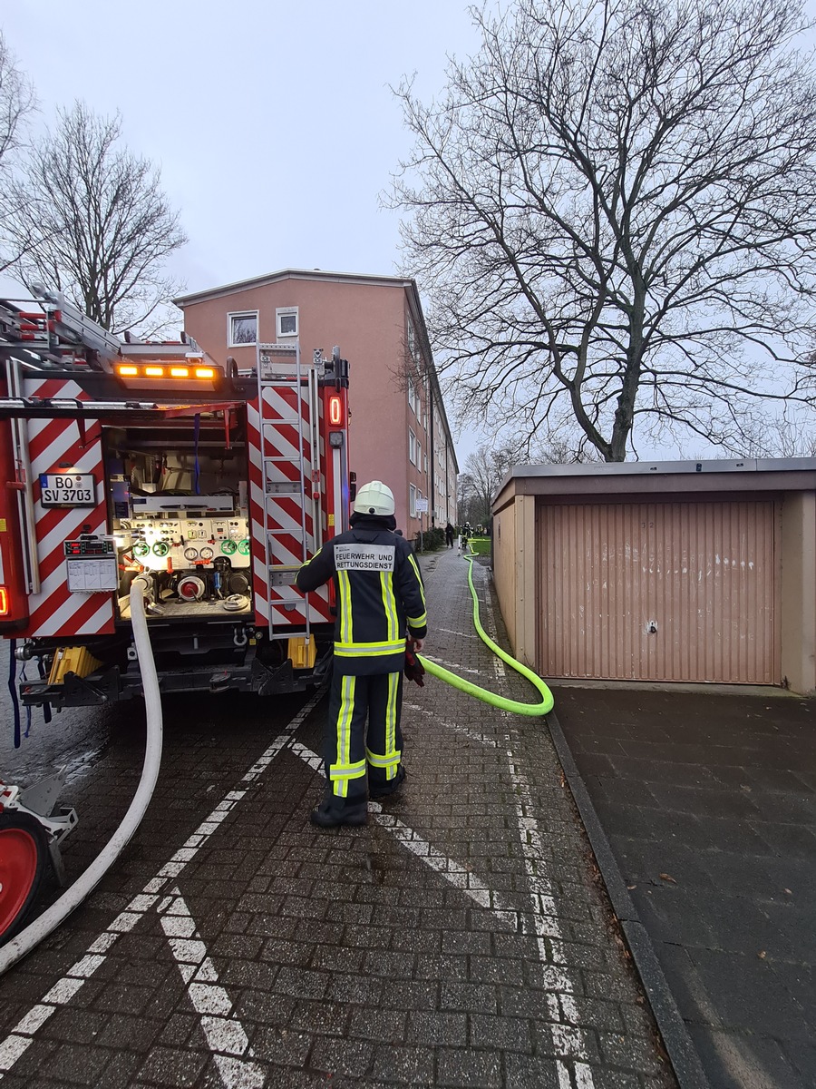 FW-BO: Wohnungsbrand mit vier verletzten Kindern