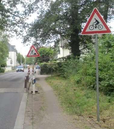 POL-RBK: Bergisch Gladbach - Rennradfahrer verletzt