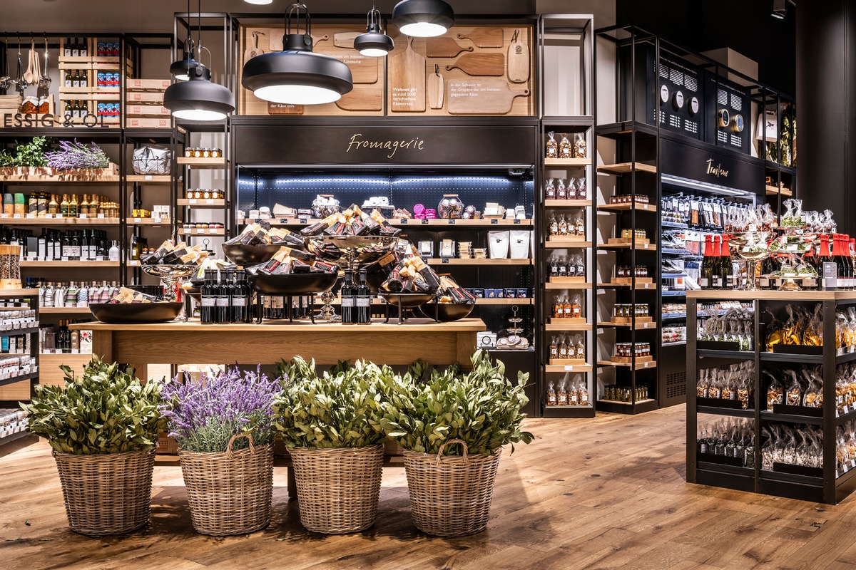 Globus eröffnet im Flughafen Zürich eine delicatessa mit Bar