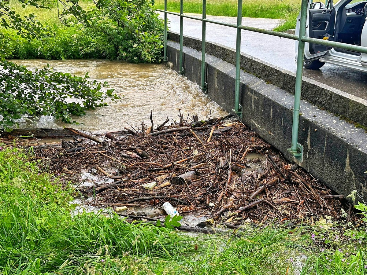 FW Stockach: Unwettereinsätze - Hochwasser