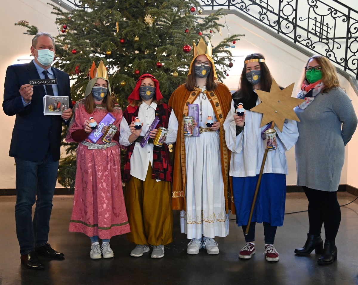 POL-E: Sternsinger besuchen das Polizeipräsidium Essen