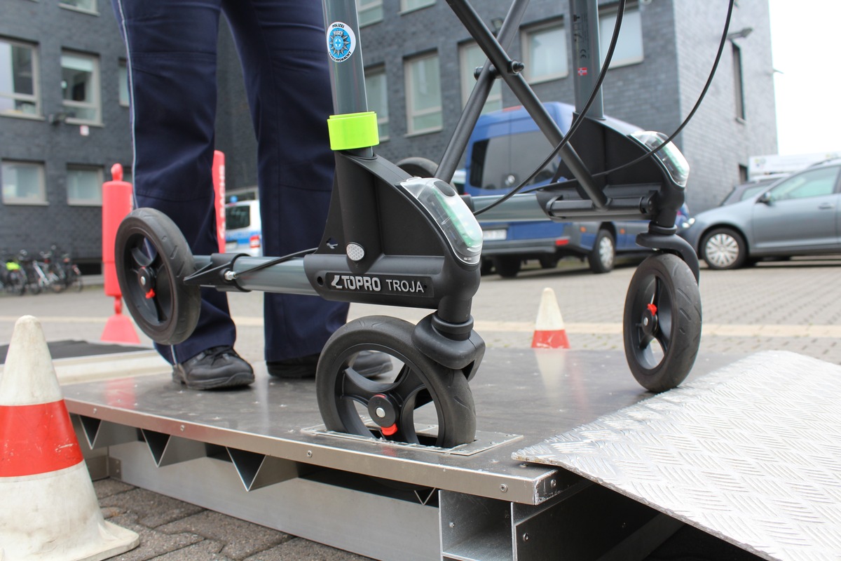 POL-BO: Ankündigung: Beratung und Training beim Rollator-Tag in Witten