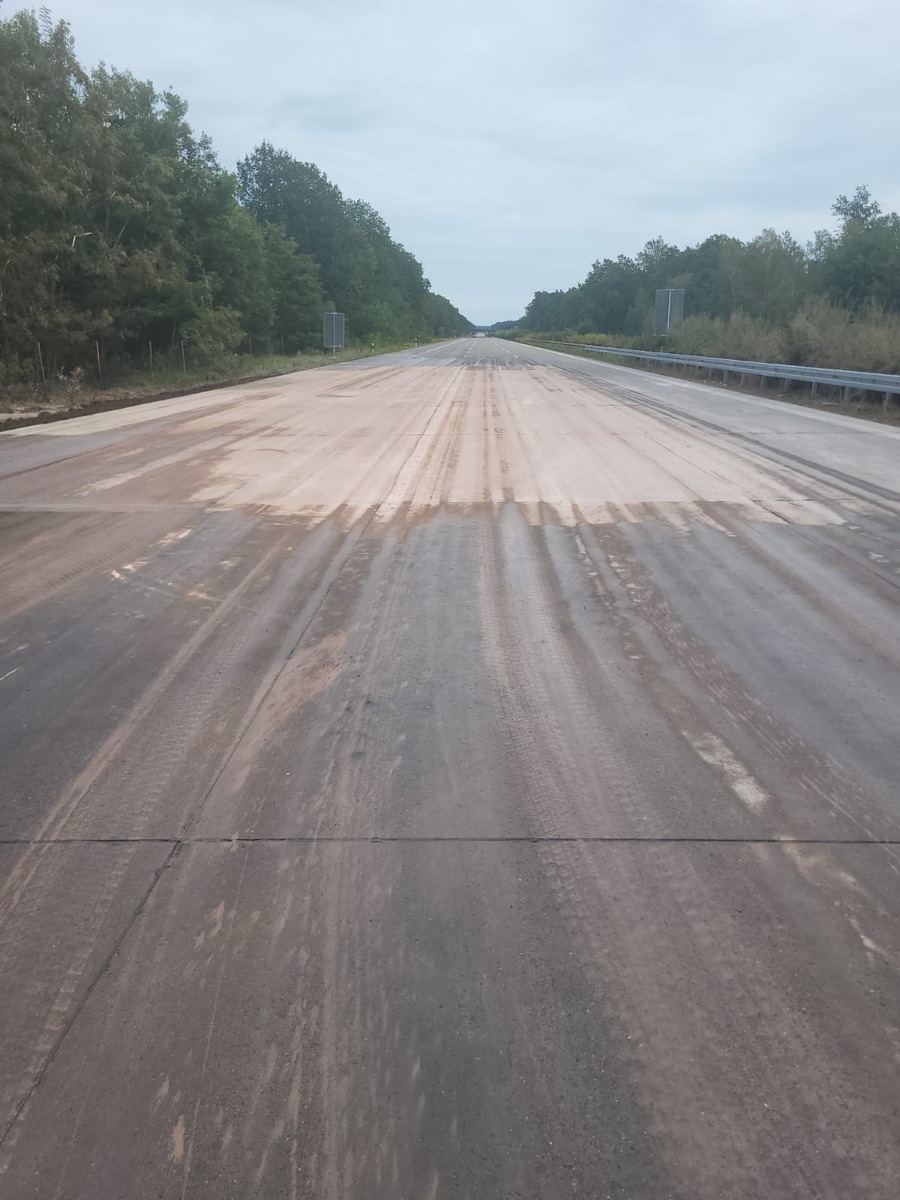 Abschlussmeldung A2 nach Unfall mit Gefahrgut