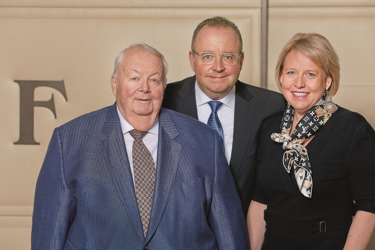 Hotelier des Jahres: Eberhard Barth, Christian Barth und Anja Barth (Favorite Parkhotel Mainz) sind Preisträger 2019 / Special Award geht an Jens U. Sroka (Heimathafen®  Hotels)