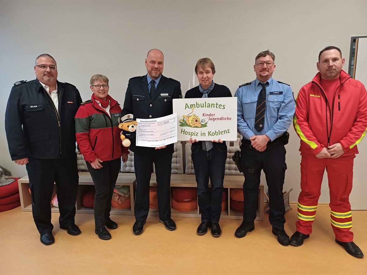 POL-PPKO: Team des Bopparder Blaulichttages spendet an das Ambulante Kinderhospiz in Koblenz