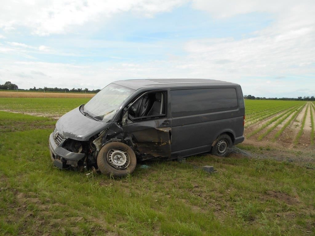 POL-NI: Verkehrsunfallflucht auf der L343 - Zeugenaufruf