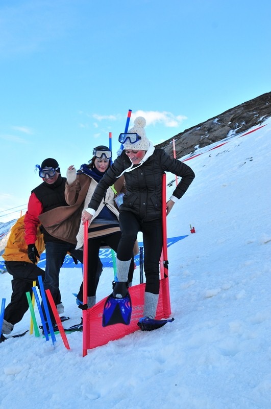 Tiefschneetauchen, Snow-Flossing und Freeride-Schwitzen bei White Start Games in Zell am See-Kaprun - BILD