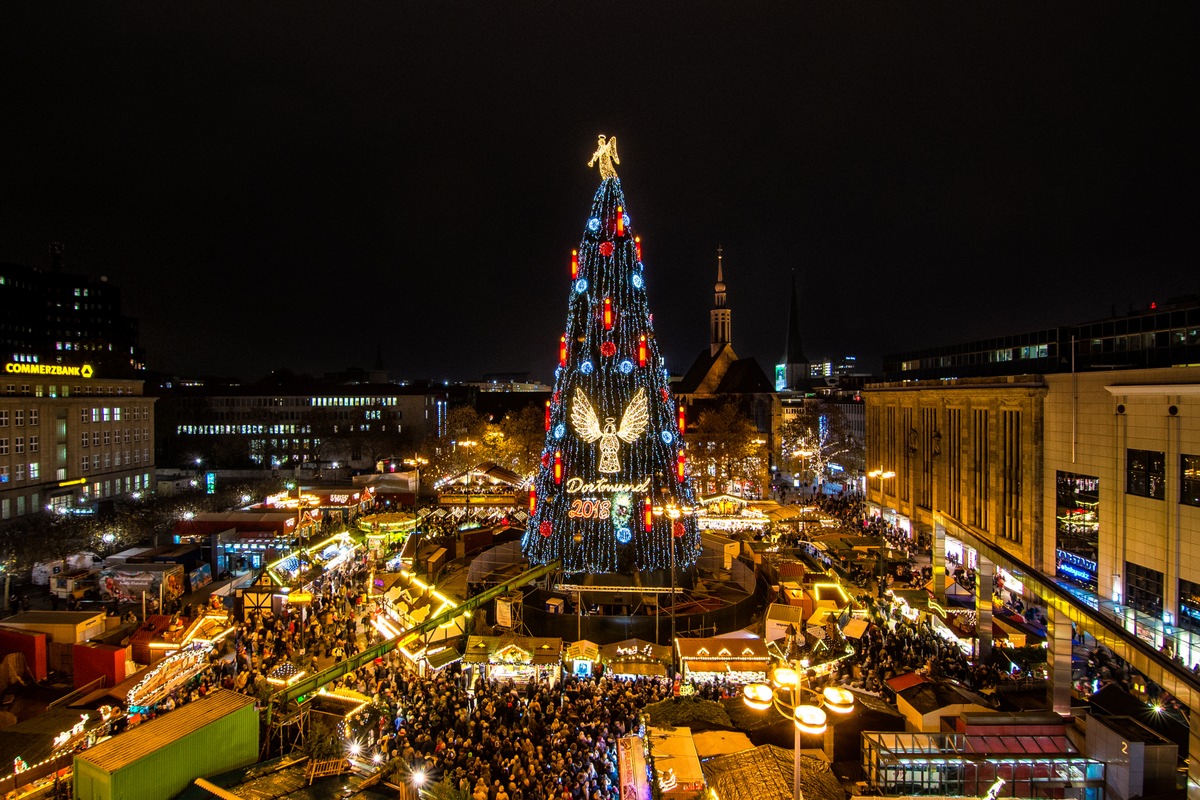 FW-DO: Sicherheitstipps zur Weihnachstzeit
Advent, Advent, ein Lichtlein brennt ...