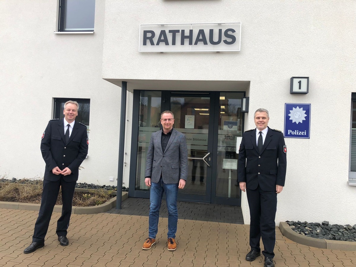 POL-HI: Antrittsbesuch im Rathaus der Gemeinde Sibbesse