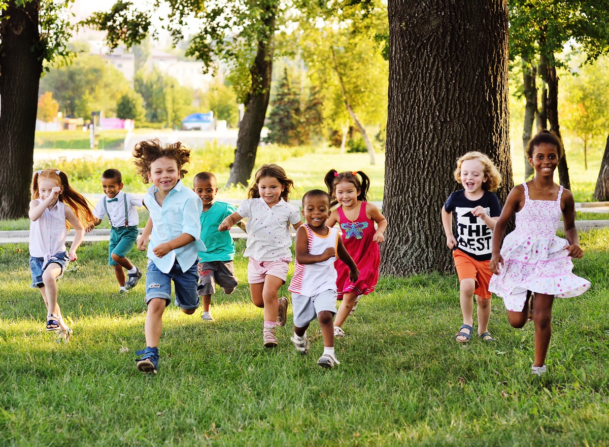 Ein starker Rücken beginnt in jungen Jahren: Für eine bewegte Kindheit