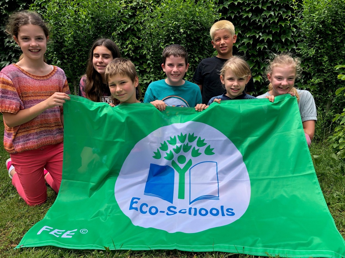 MM: Academia Bilingual School Basel feiert den Erhalt der Eco-Schools-Auszeichnung