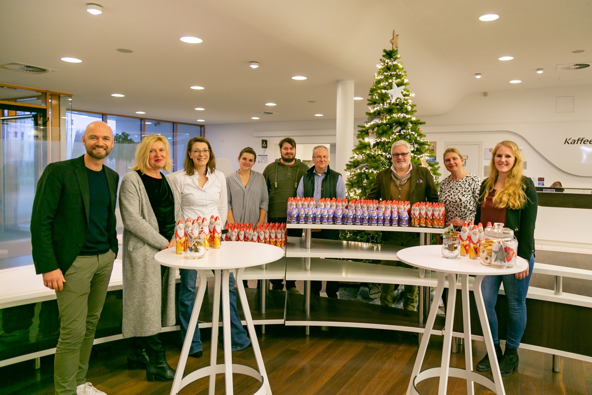 Nikolaus in Osnabrück: Kaffee Partner spendet für Kinder in Not