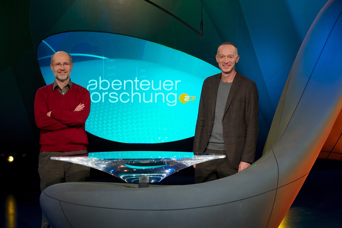 Harald Lesch und Christoph Süß präsentieren &quot;Der Weltuntergang - live&quot;/ ZDF zeigt &quot;Abenteuer Forschung spezial&quot; über ein mystisches Datum (BILD)