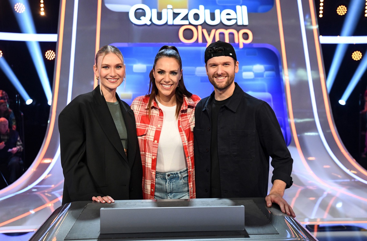 Elektropop-Duo gegen den &quot;Quizduell-Olymp&quot;: Carolin Niemczyk und Daniel Grunenberg bei Esther Sedlaczek / &quot;Quizduell-Olymp&quot; am Freitag, 23. Juni, 18:50 Uhr im Ersten