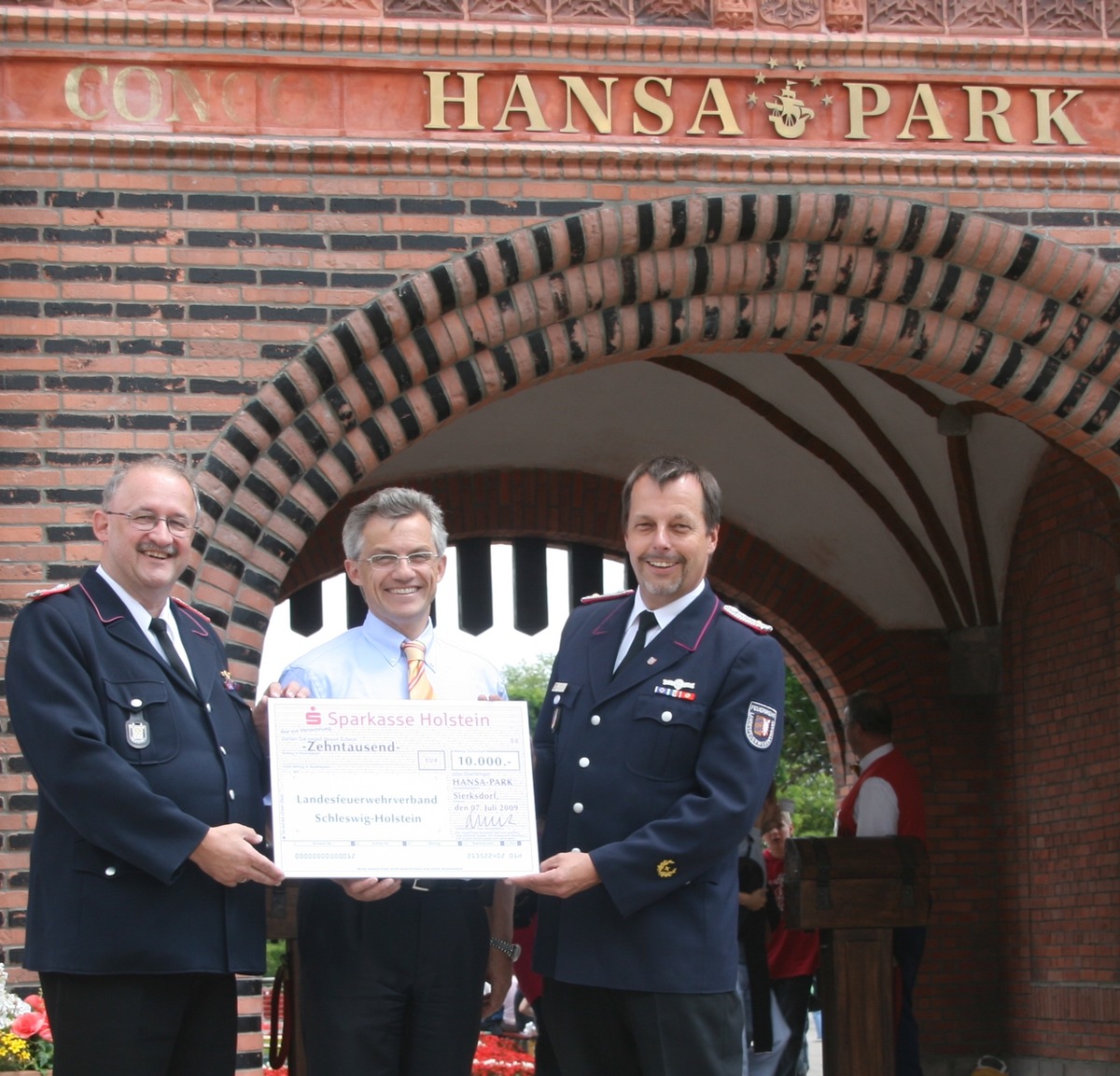 FW-LFVSH: HANSA-PARK fördert Ausbildung von Feuerwehr-Führungskräften