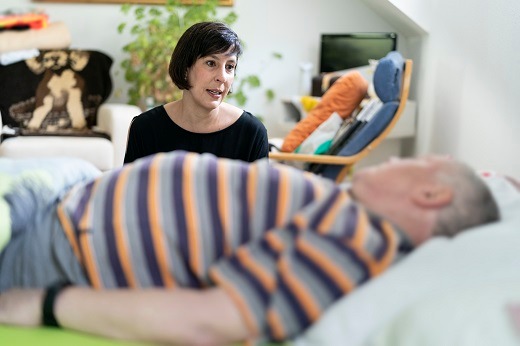 Journée des proches aidants: soutien aux proches de malades du cancer