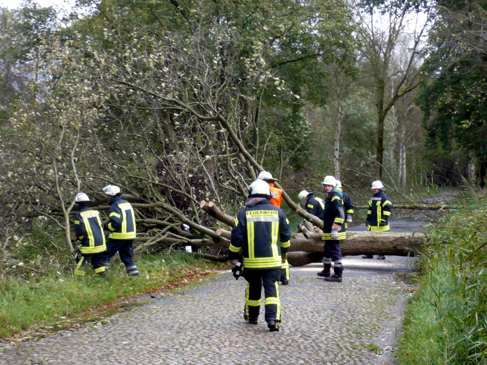 FW Lüchow-Dannenberg: Sturmtief Daniel - tobt auch im Wendland. Einsatzlage war aber überschaubar.