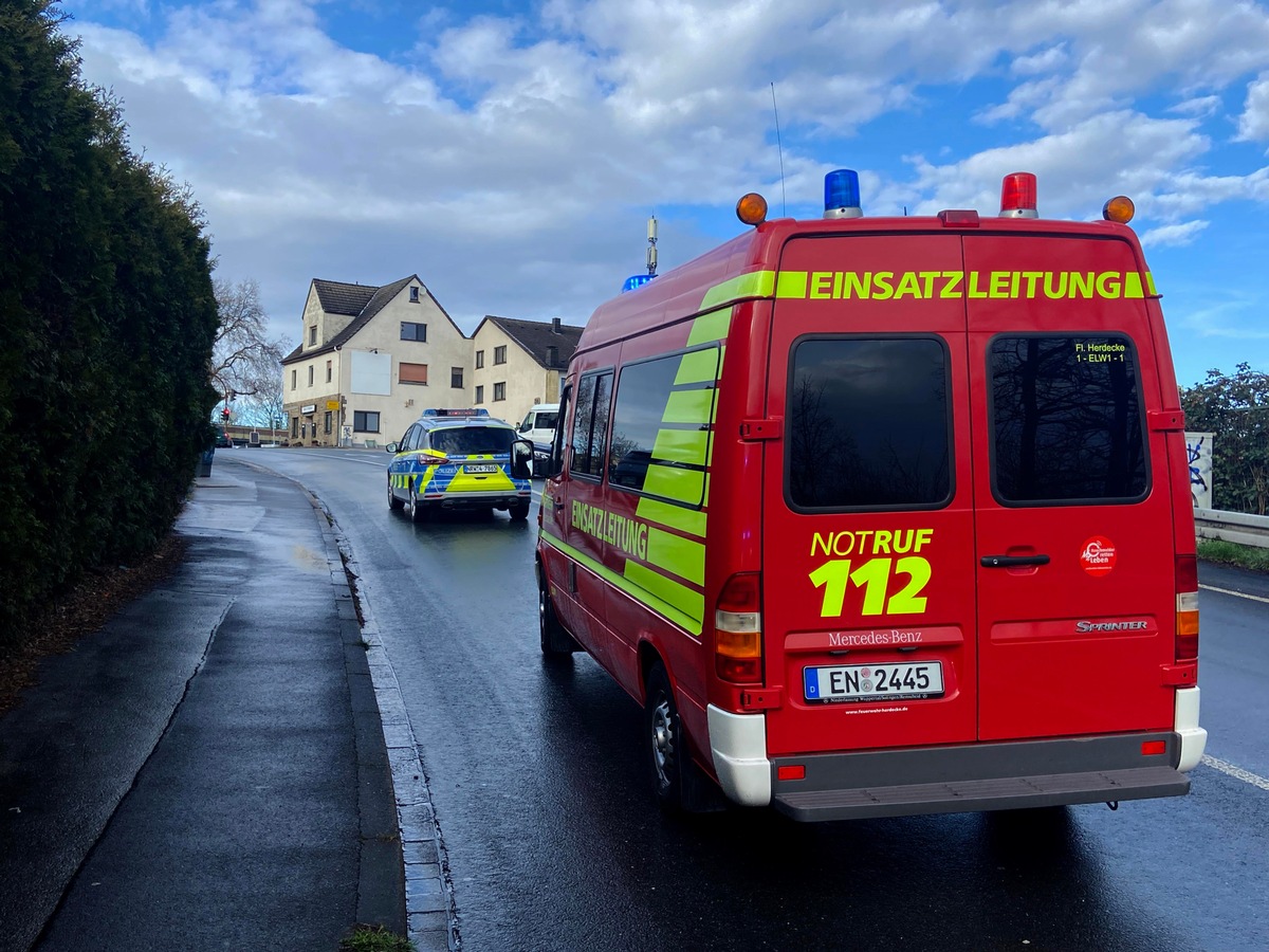 FW-EN: Gasflasche brannte an der Wittener Landstraße