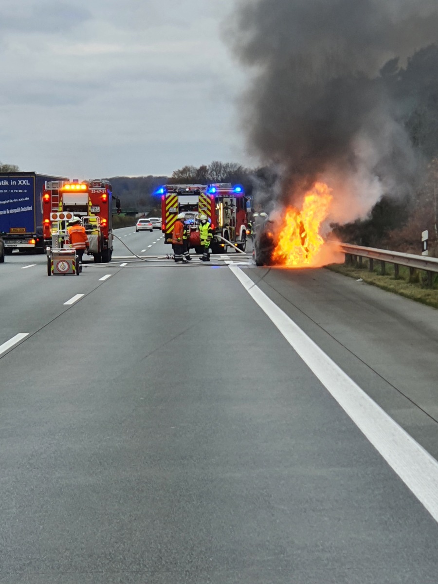 POL-ROW: ++ SUV brennt auf der Autobahn ++ Unehrlicher Finder ++