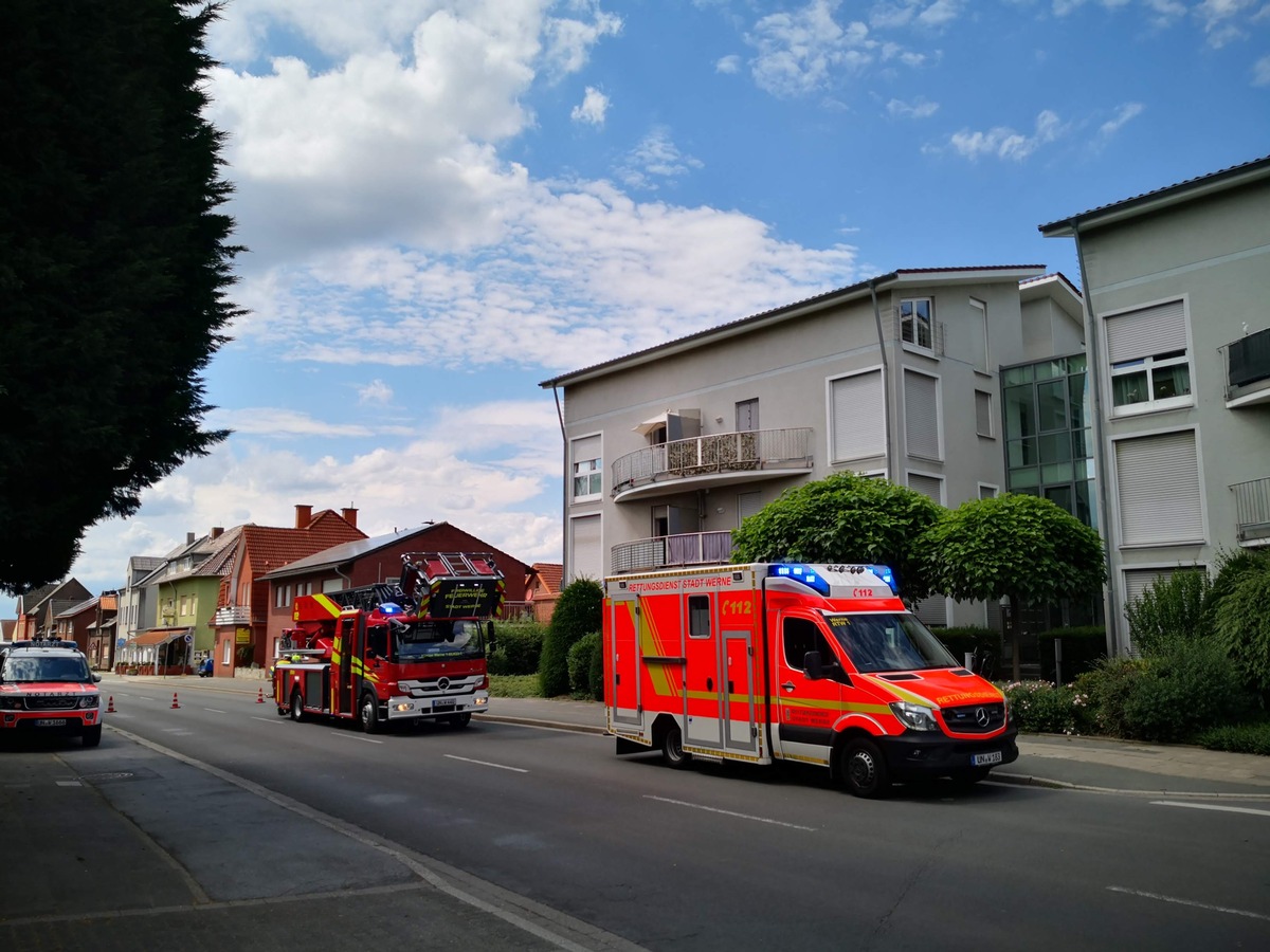 FW-WRN: F_BMA - LZ1 - ausgelöste Brandmeldeanlage // TH_Tür - LZ1 - Hilflose Person hinter Tür