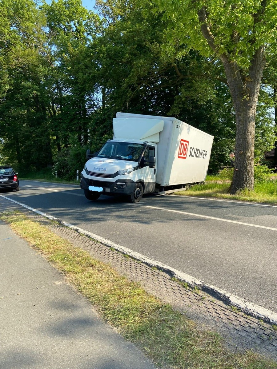 POL-OL: +++Pressemitteilung der Polizeistation Rastede: Kurioses Verhalten eines Verkehrsteilnehmers am Unfallort