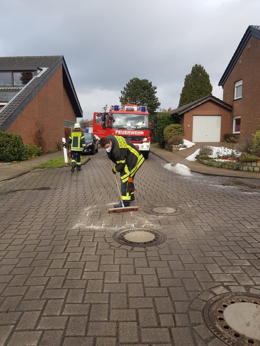 FW-Schermbeck: Ölspur löste Einsatz aus