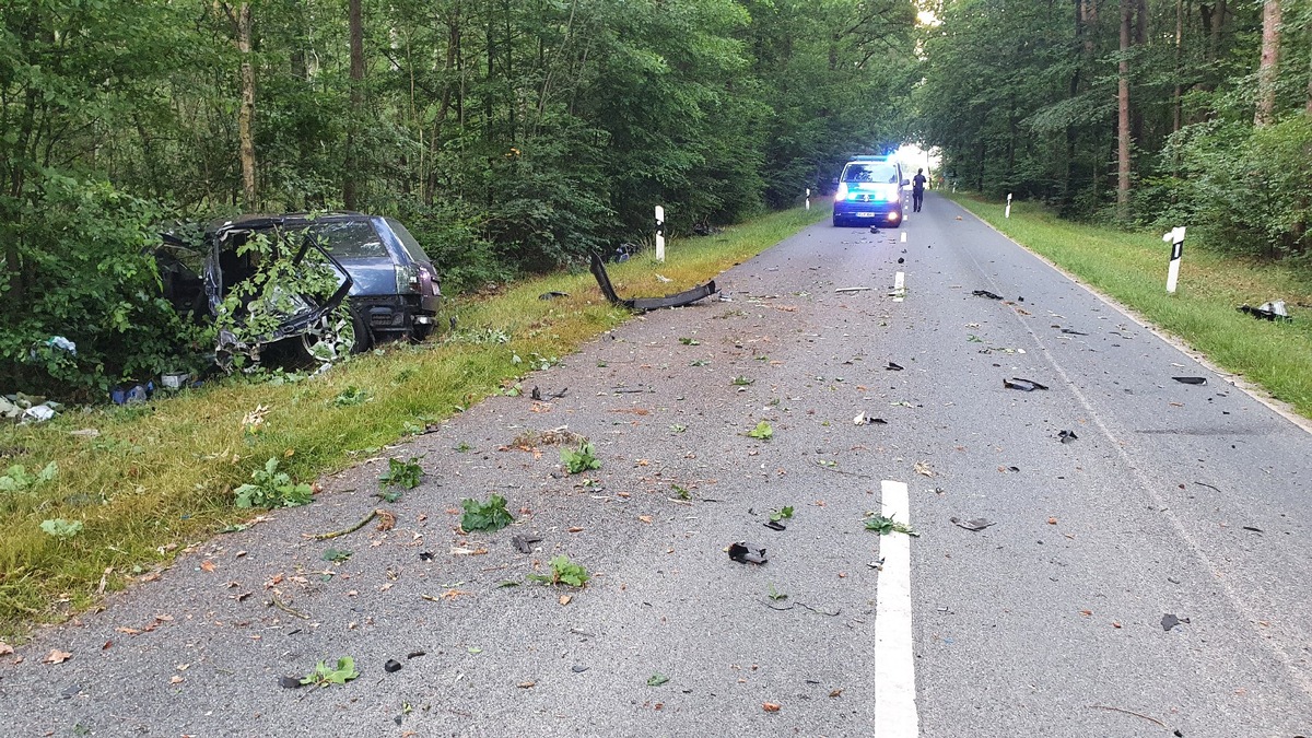 POL-GF: Tragischer Verkehrsunfall endet tödlich