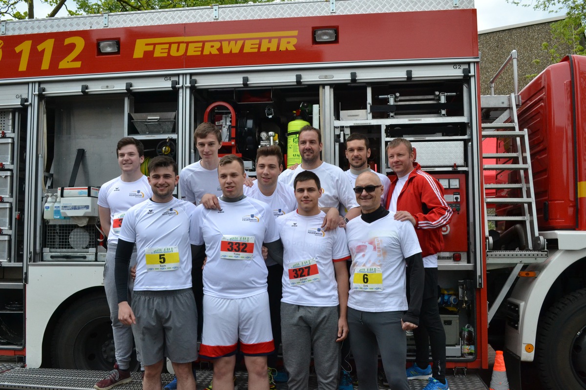 FW Mettmann: Feuerwehr Mettmann beim Bachlauf erfolgreich