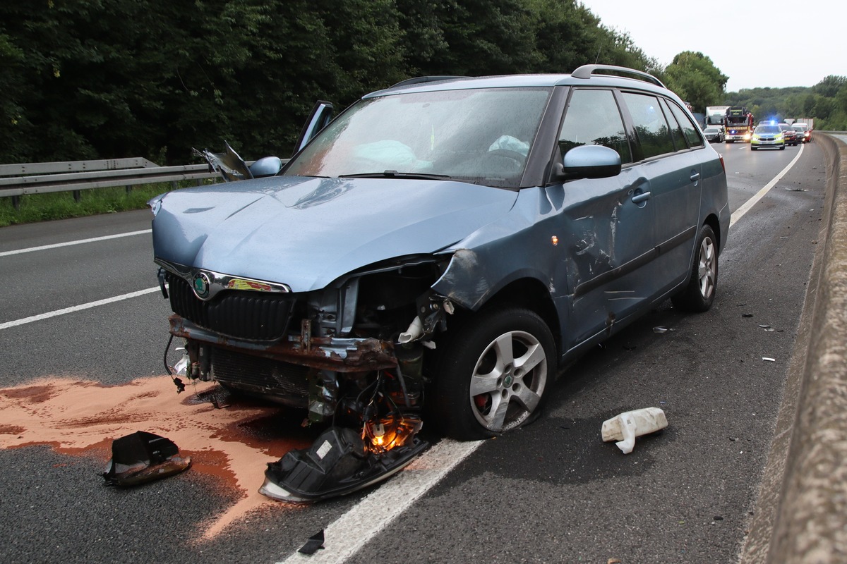 POL-BI: Reifenplatzer auf A30