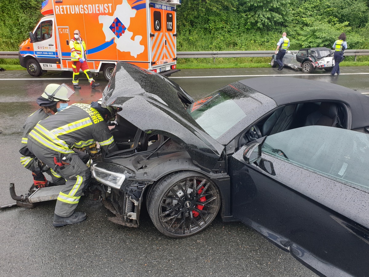 FW-EN: Verkehrsunfall auf der BAB 1