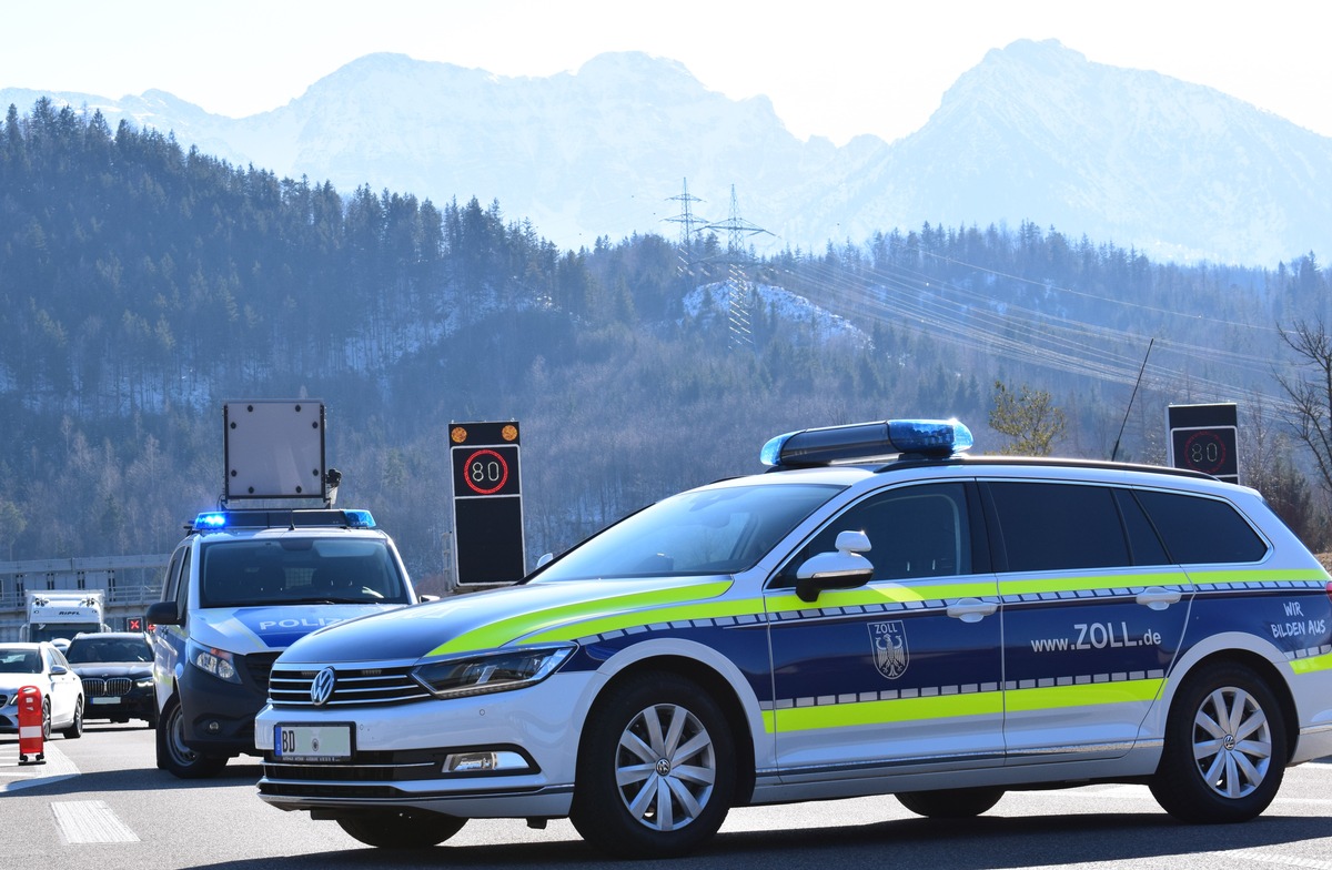 HZA-A: Einfuhrschmuggel auf der Autobahn Zoll stoppt mehrere Steuerhinterzieher