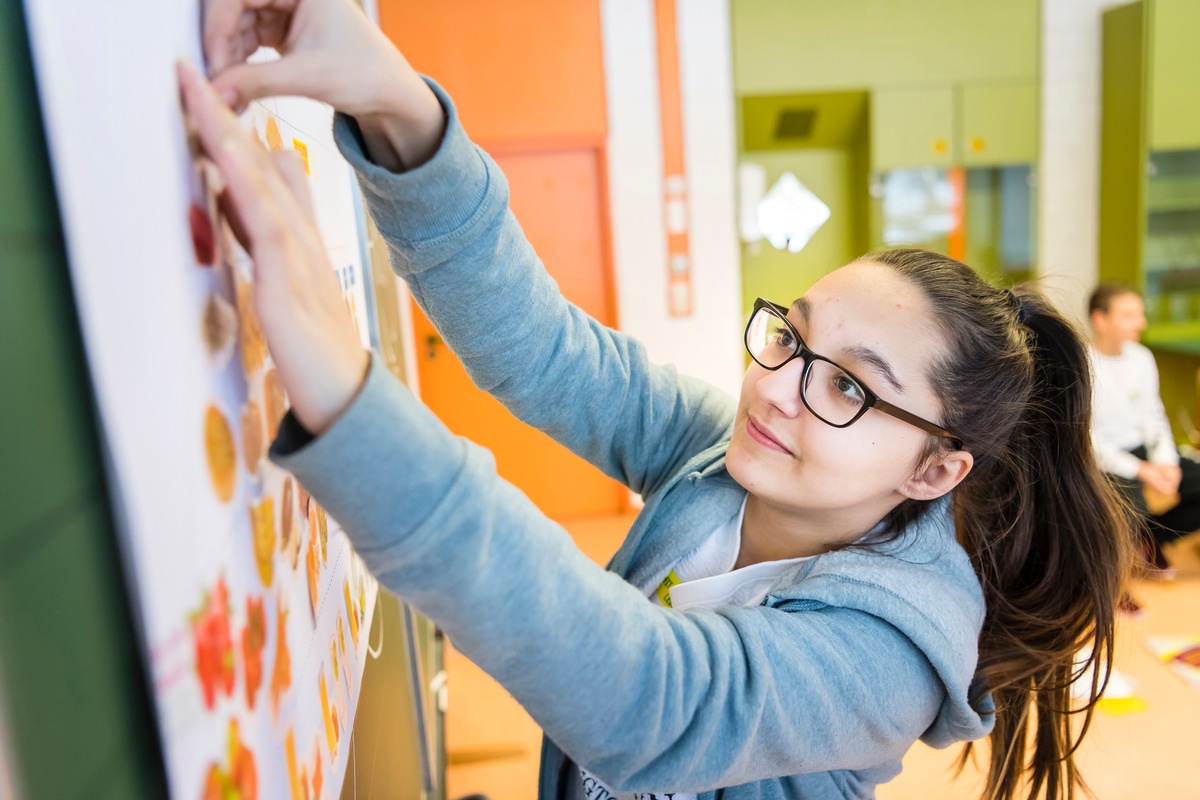 Nachhaltiges Engagement der EDEKA Stiftung: Grundschüler und Jugendliche profitieren von Stiftungs-Projekten