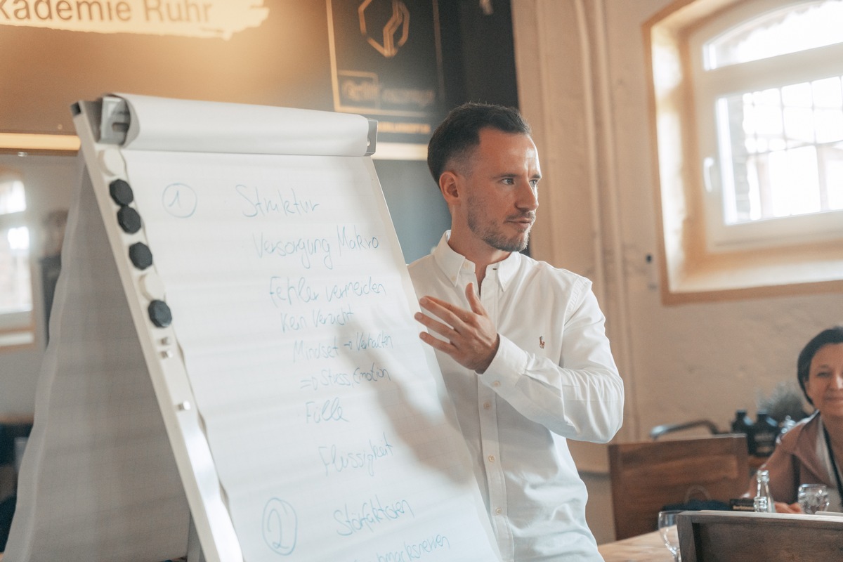 Mit der Abnehmspritze zum Traumkörper? - Daniel van den Boom klärt auf, was es wirklich mit dem angeblichen Wundermittel zur Fettverbrennung auf sich hat