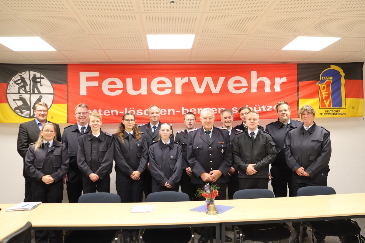 FFW Schiffdorf: Ortsfeuerwehr Schiffdorf hält Jahreshauptversammlung ab - erstmalig im neuen Feuerwehrhaus