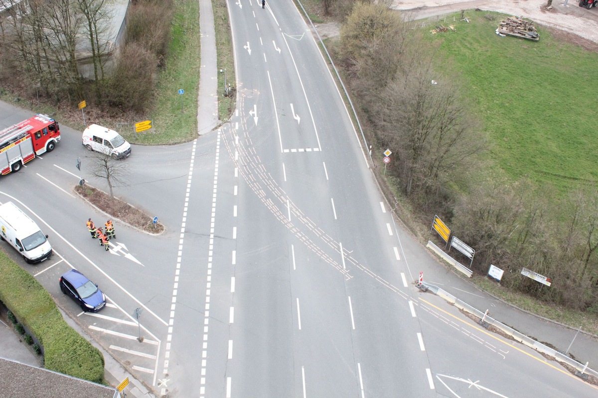 POL-RBK: Wermelskirchen - Unfall auf der L101