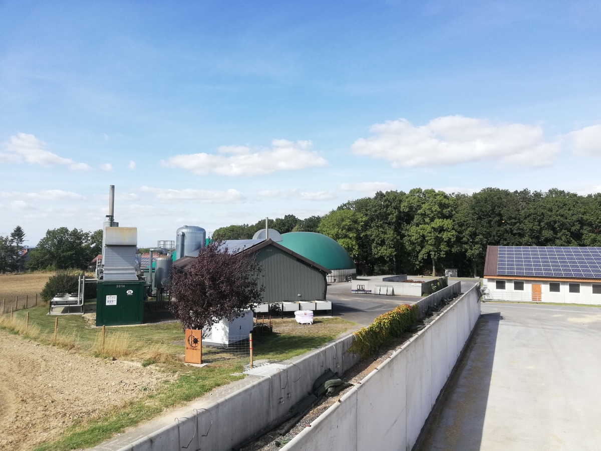 Kein Stillstand: Biogas-Optimierung in der Praxis - Eberhard Hollmann nutzt seine Flexibilität optimal mit individuellem Fahrplan von der e2m