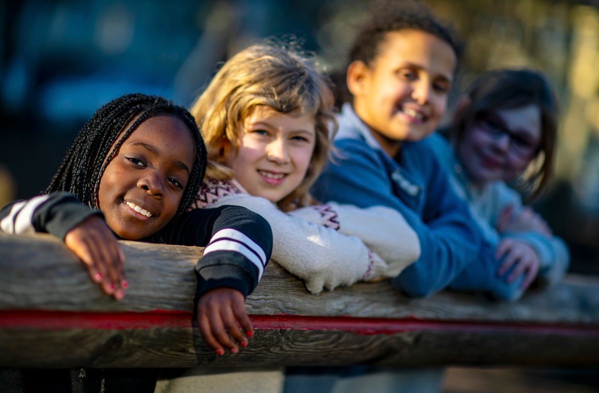 Koalition geht in die Sommerpause und vergisst die Kinder! / ASB und weitere Verbände fordern echte Kindergrundsicherung