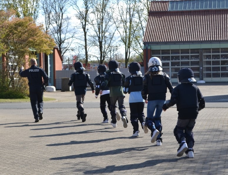 POL-LG: Anmeldung: Zukunftstag am Polizeikommissariat Lüchow