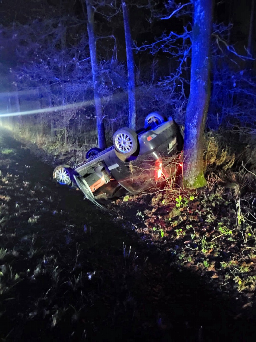 POL-CE: Spektakulärer Unfall endet glimpflich