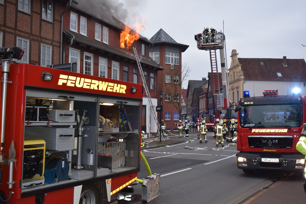 POL-NI: Stadthagen- Zwei Großbrände in Stadthagen - Mann stirbt bei Wohnungsbrand