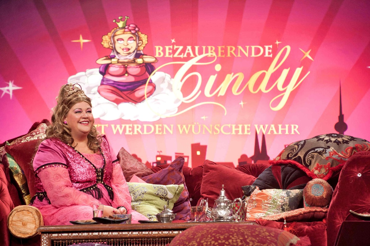 Cindy aus Marzahn wird zur Glücksfee: &quot;Bezaubernde Cindy&quot; überrascht ab 18. Oktober in SAT.1 (BILD)