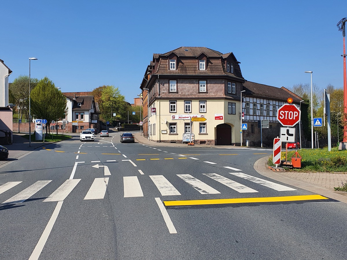 POL-HOL: Unfall durch Vorfahrtsmissachtung - Zeugen gesucht + Ankündigung von Überwachungsmaßnahmen