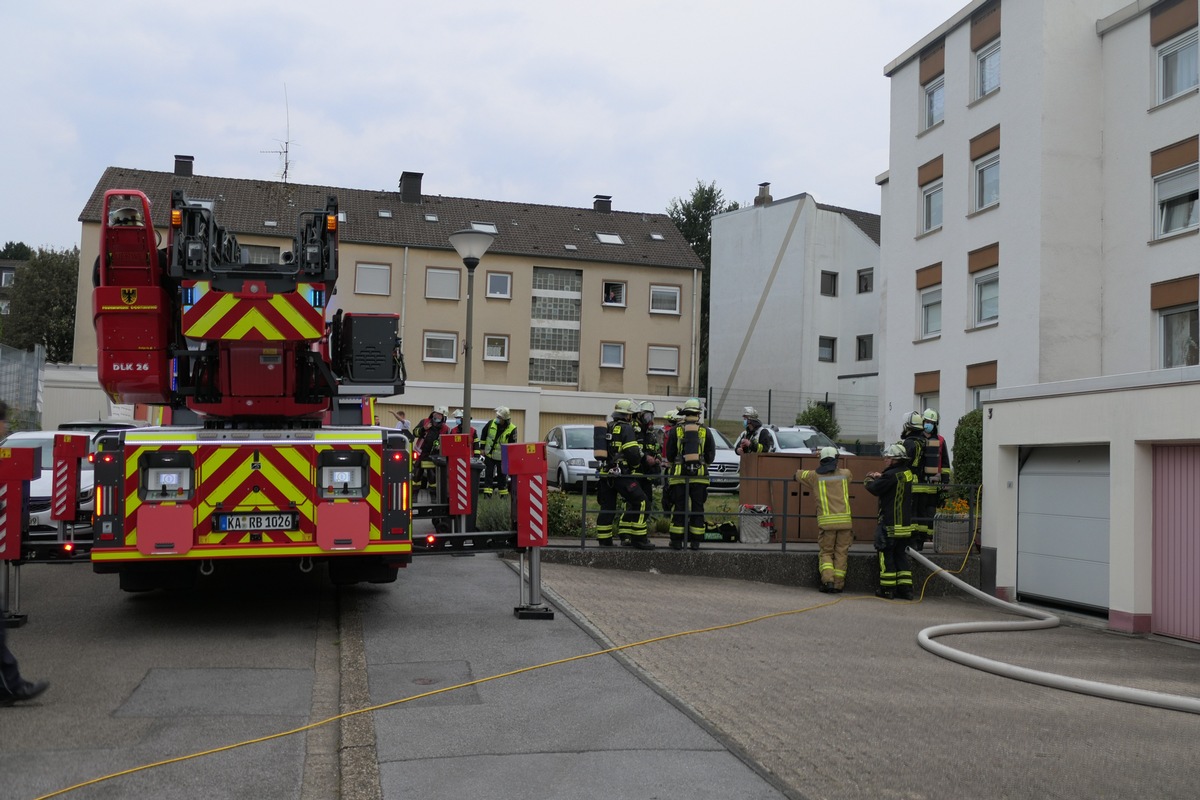 FW-DO: 03.09.2020 - FEUER IN LÜTGENDORTMUND Brand im Keller eines Mehrfamilienhauses