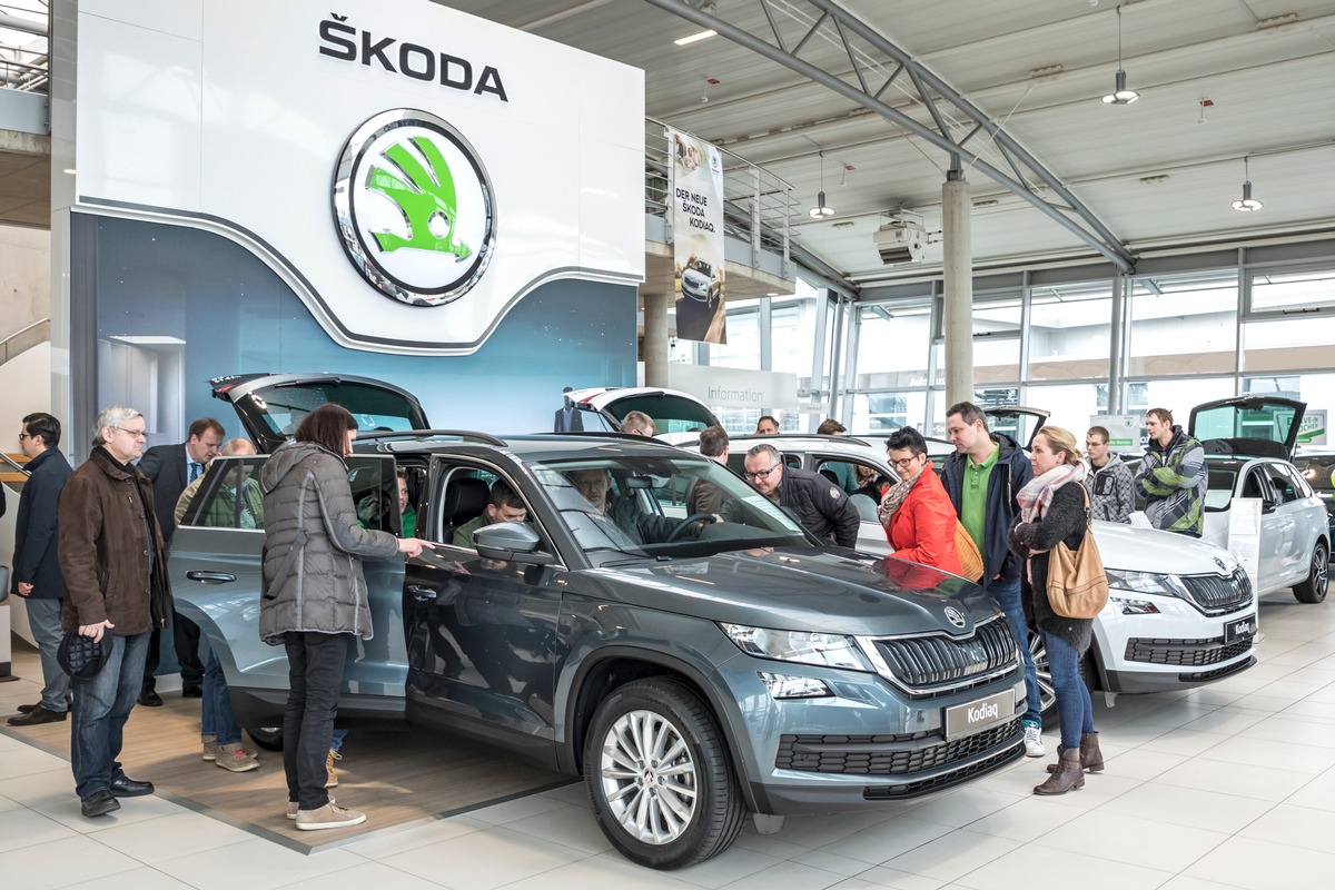 SKODA KODIAQ und OCTAVIA begeistern über 200.000 Besucher bei Handelspremiere (FOTO)